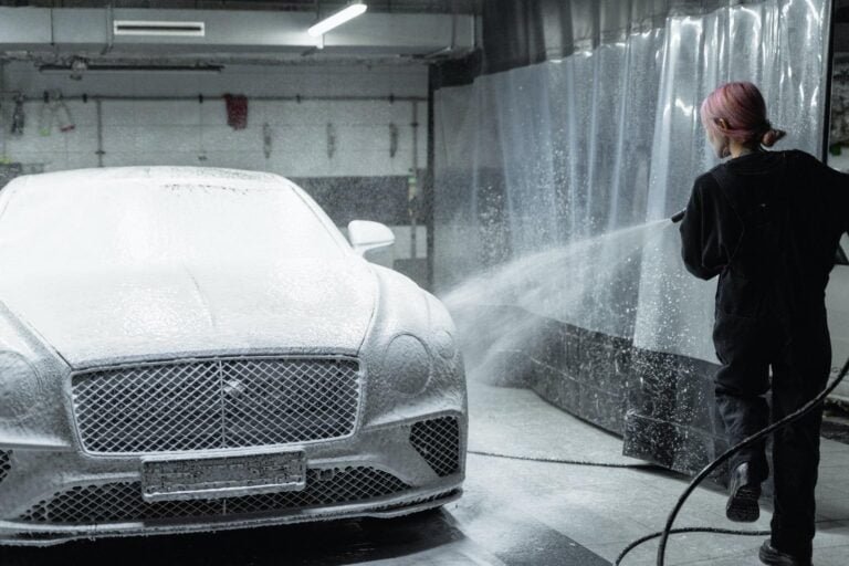 Discover expert advice for selecting the perfect car wash. Keep your ride sparkling with these top tips!